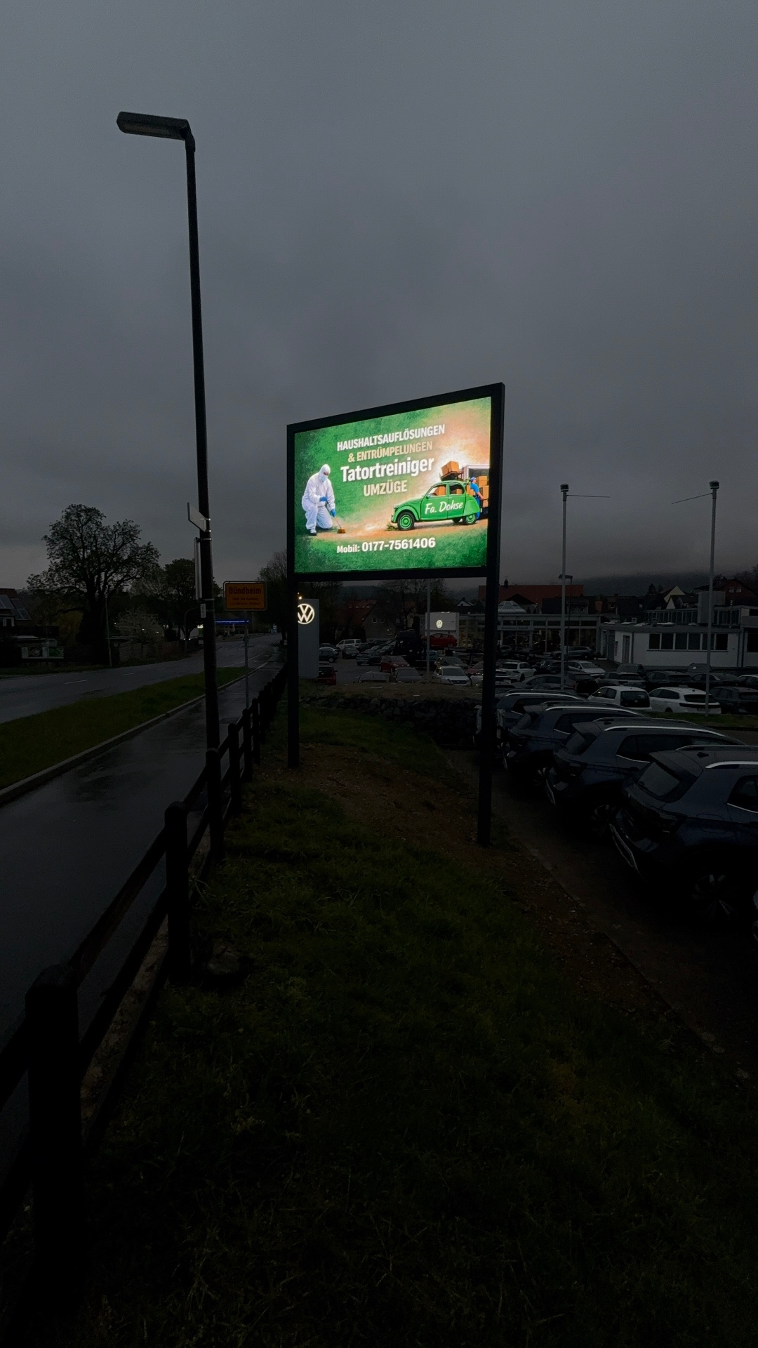 Werbegrafik von Harz Marketing auf digitaler Werbetafel für Fa. Dohse – Haushaltsauflösungen & Umzüge im Harz